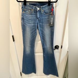 True Religion Karlie Bell Bottom Jeans Sz 26